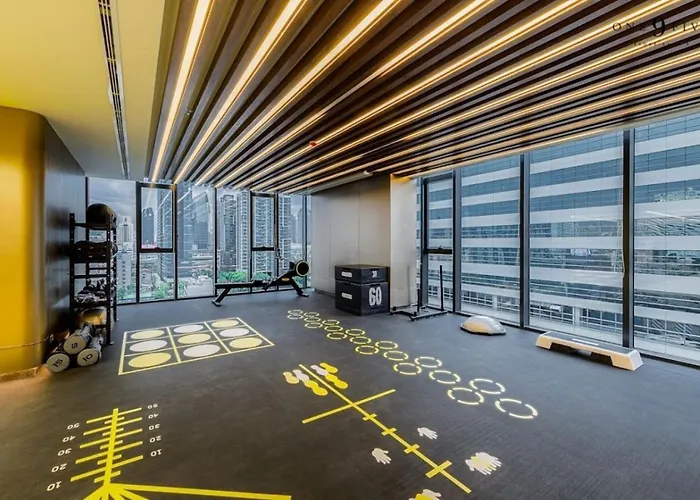 Appartamento Free Parking With Balcony Pool And Gym Mrt 200m