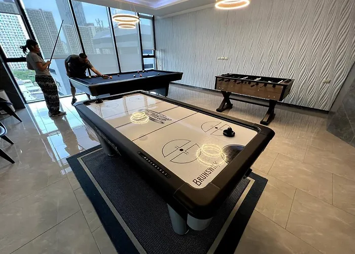 Free Parking With Balcony Pool And Gym Mrt 200m Appartamento