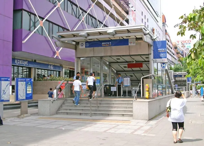 Appartamento Free Parking With Balcony Pool And Gym Mrt 200m